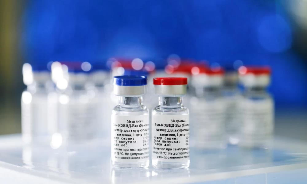 Ρωσία: Συνεχίζεται με εντατικούς ρυθμούς η διανομή του εμβολίου